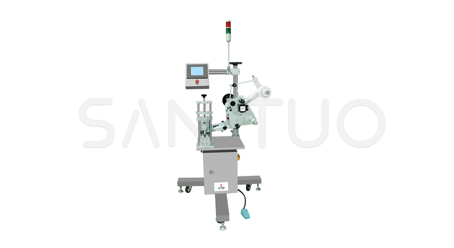 Semi-automatic labeling machine