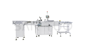 Cylinder bottle labeling machine